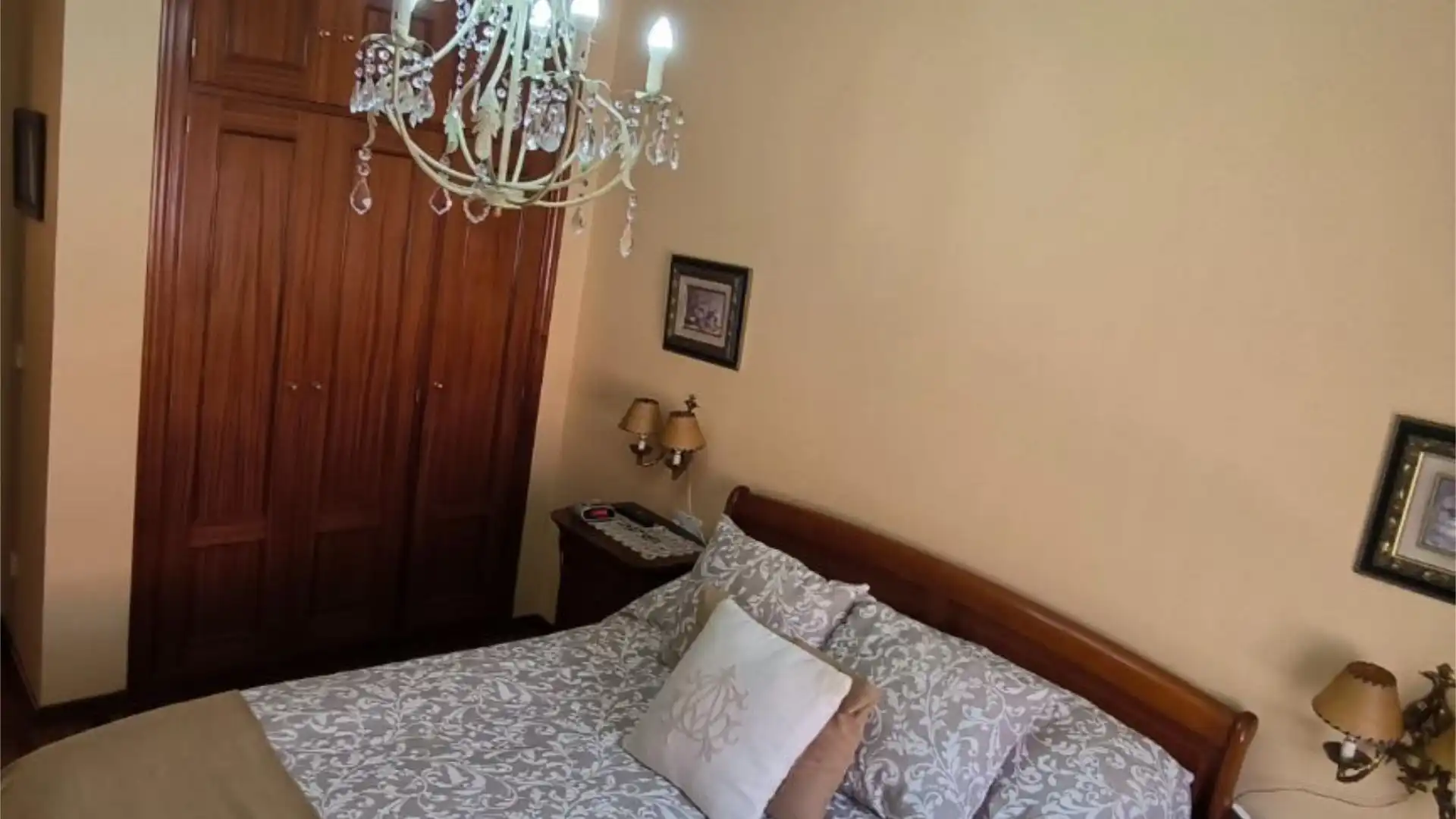 Casa adosada en  Calle Quiñones 34 - Foto 5