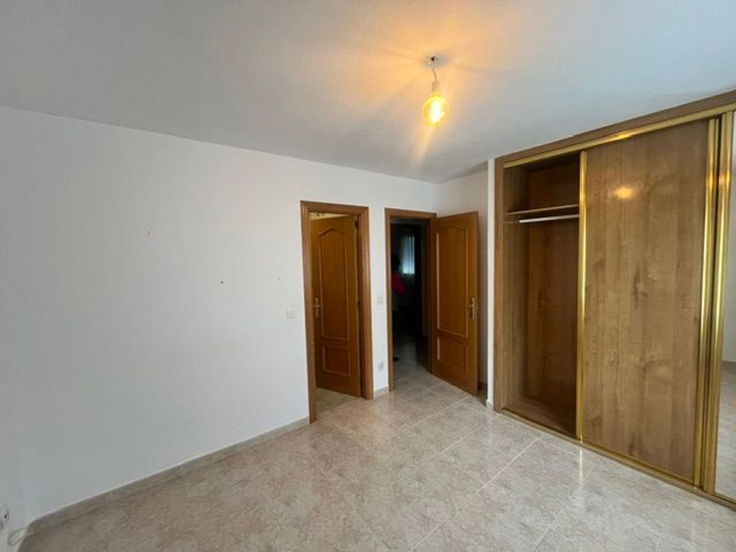 Piso en Calle del Corazón de María - Foto 4