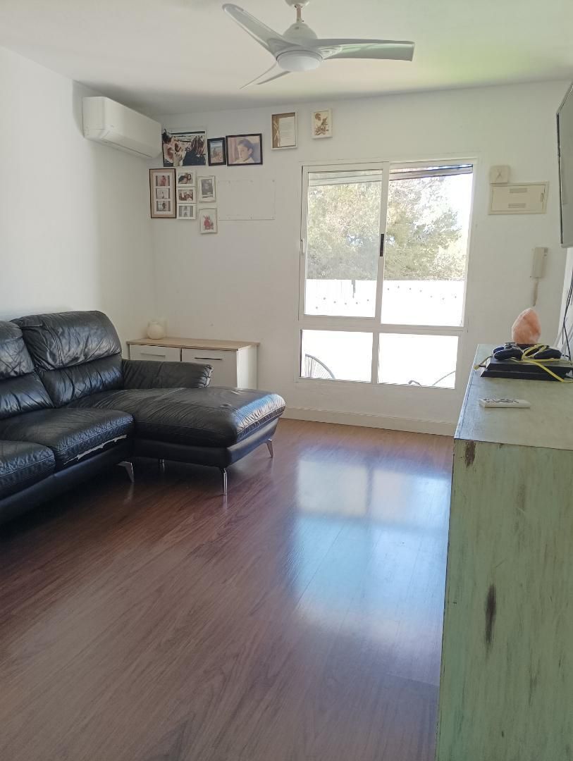 Casa adosada en  Calle Monte de Santa Pola 35 - Foto 5