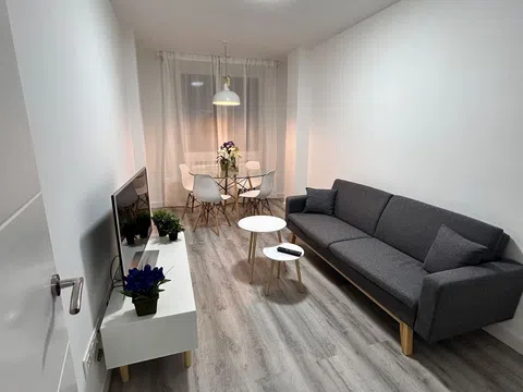 Piso en avenida Francisco de Goya, 13 - Foto 1