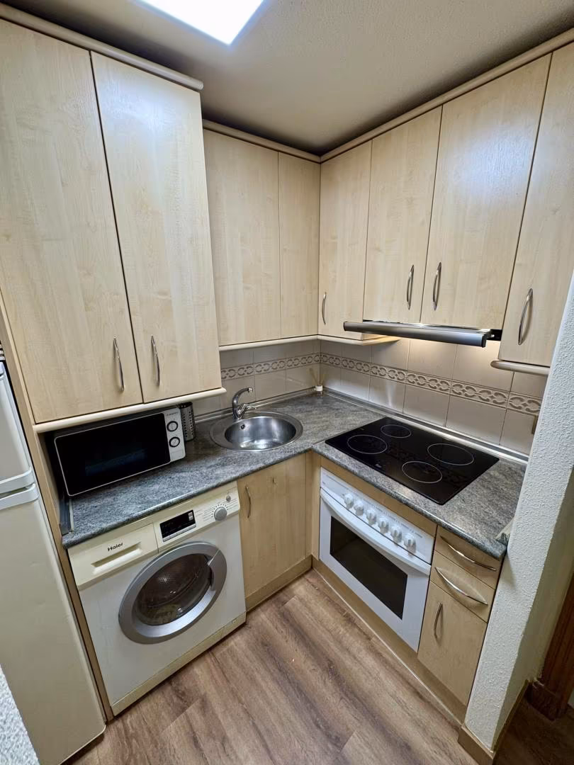 Estudio en  Calle Luis Sala Balust 26 - Foto 4