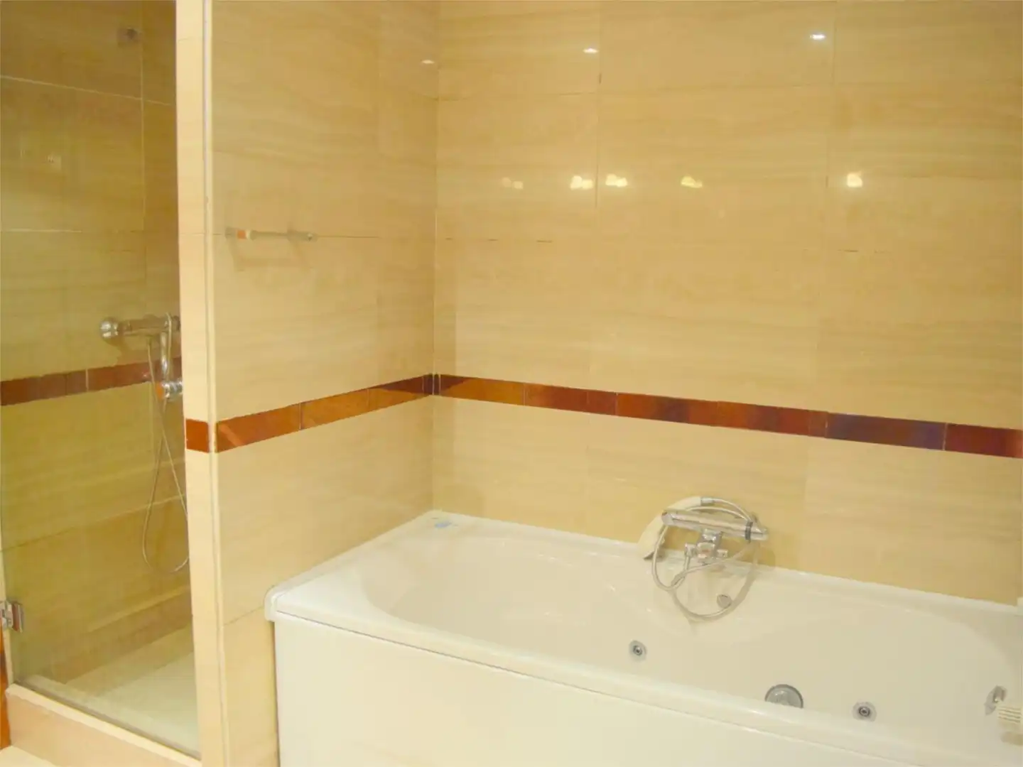 Piso en  Calle de Castelló 60 - Foto 13