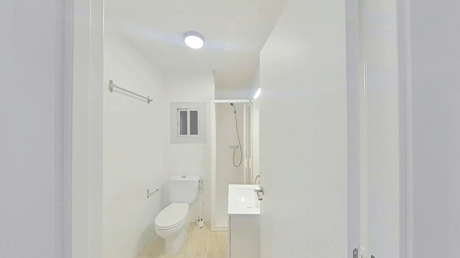 Piso en Barrio Lloreda - Foto 26