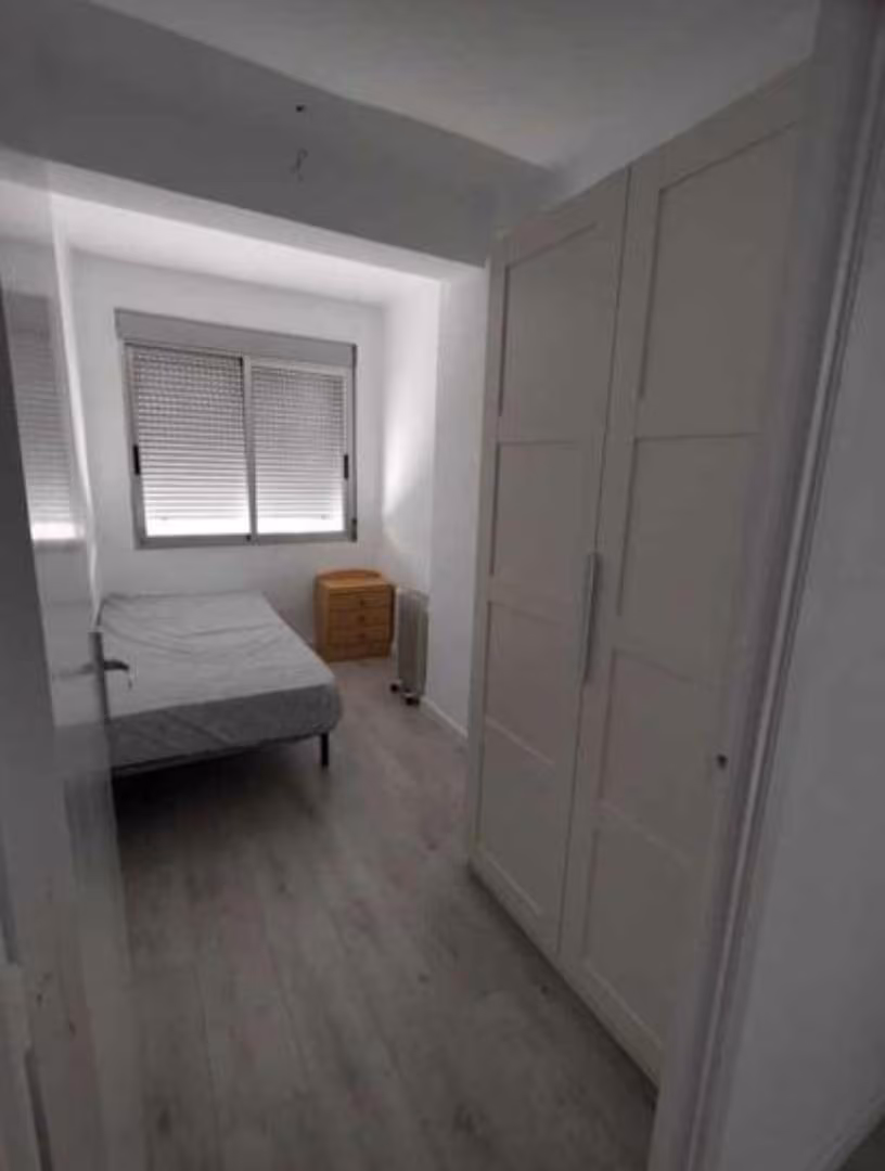 Piso en  Carrer de Campoamor 53 - Foto 7