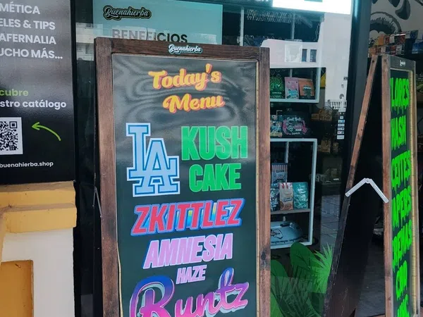 Local en Paseo Jesús Santos Rein, 17, Zona Puerto Deportivo, Zona Puerto Deportivo - Foto 2