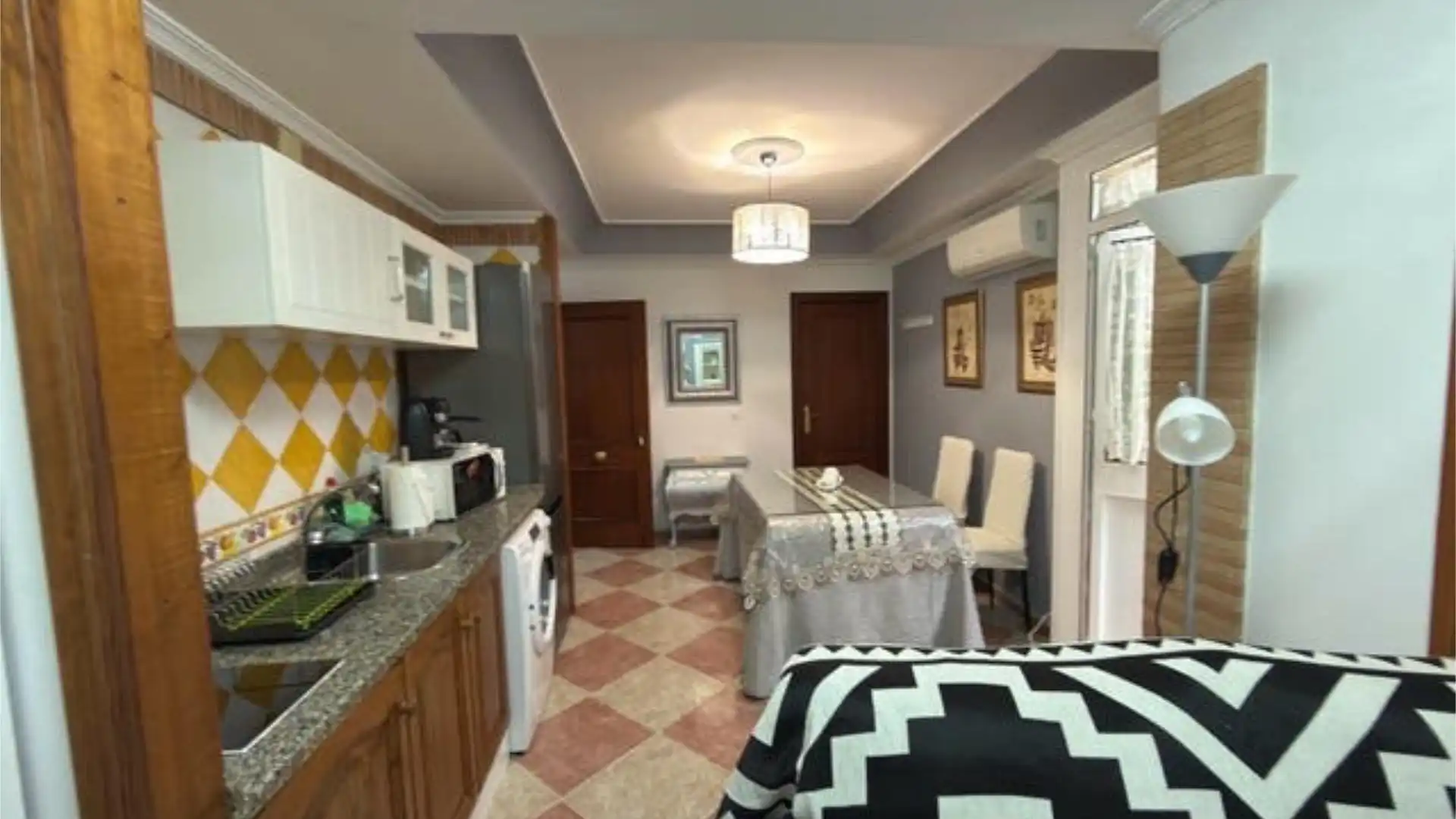 Apartamento en Se Alquila en Carmona/Zona del Real - Foto 5