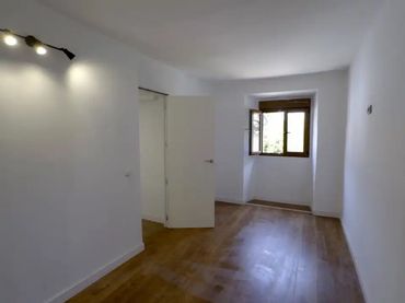 Piso en  Calle Bernaldo de Quirós 12 - Foto 9