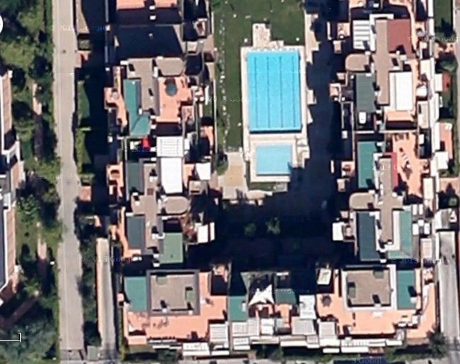 Piso en avenida del Talgo, 164 - Foto 1