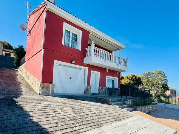 Casa o chalet independiente en Maello - Foto 1