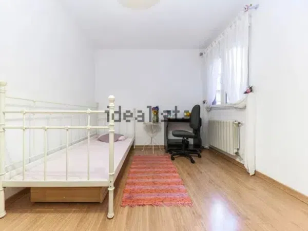 Piso en calle Fuertes Acevedo, 107 - Foto 4