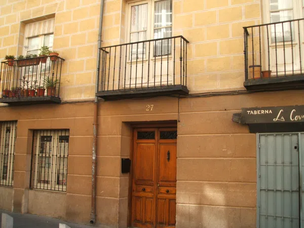 Piso en calle Cava Baja, 27