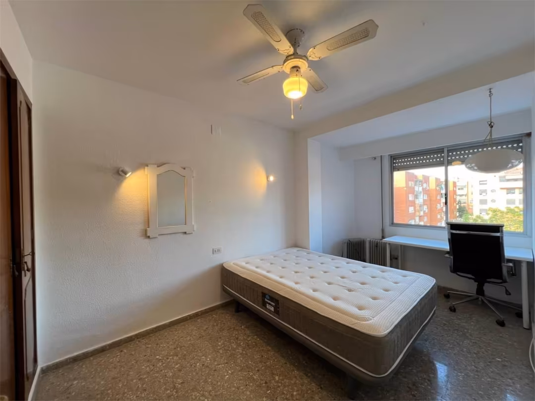 Piso en  Carrer de Fuencaliente 4 - Foto 15