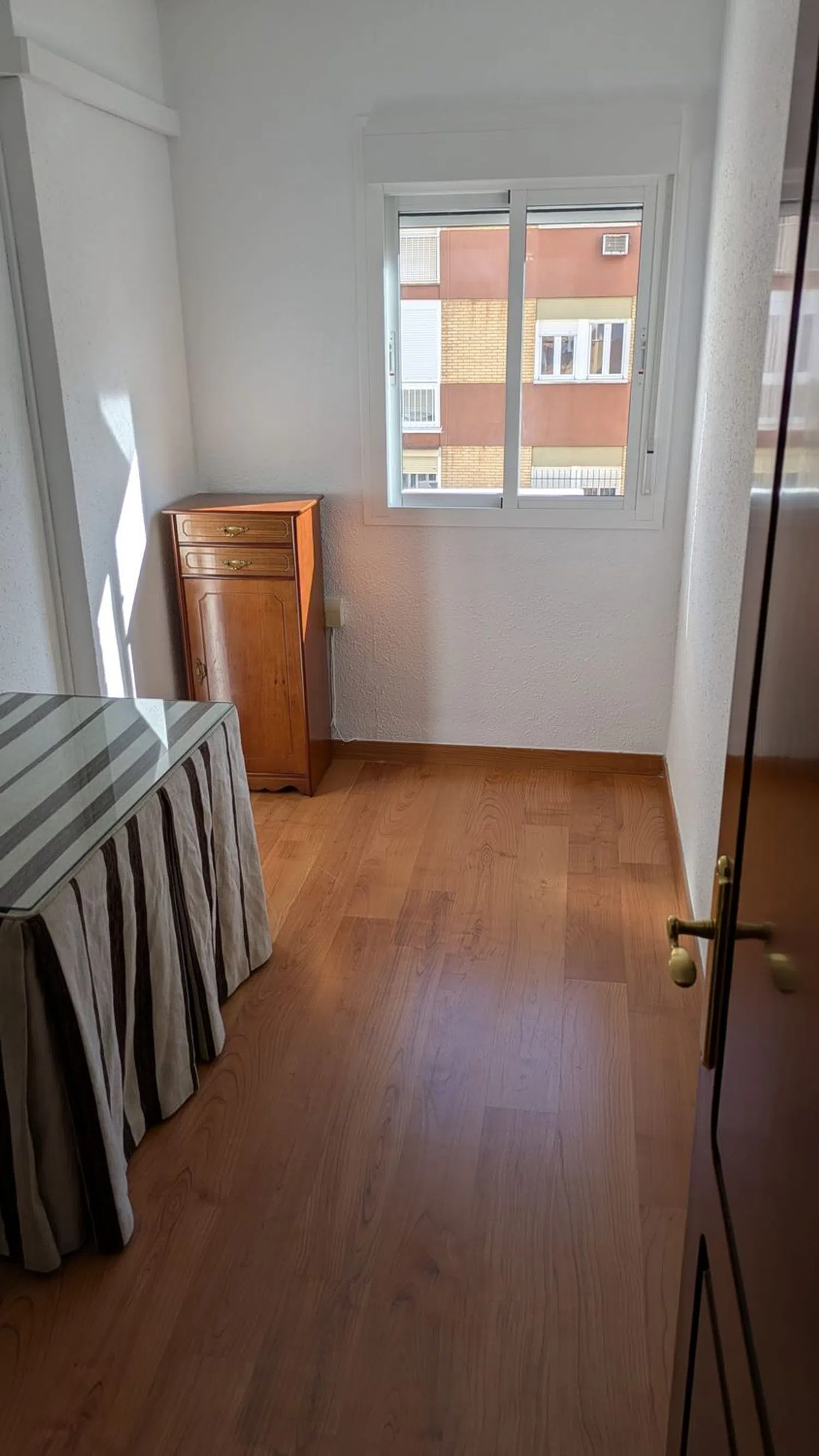 Piso en calle Venecia, 12 - Foto 8