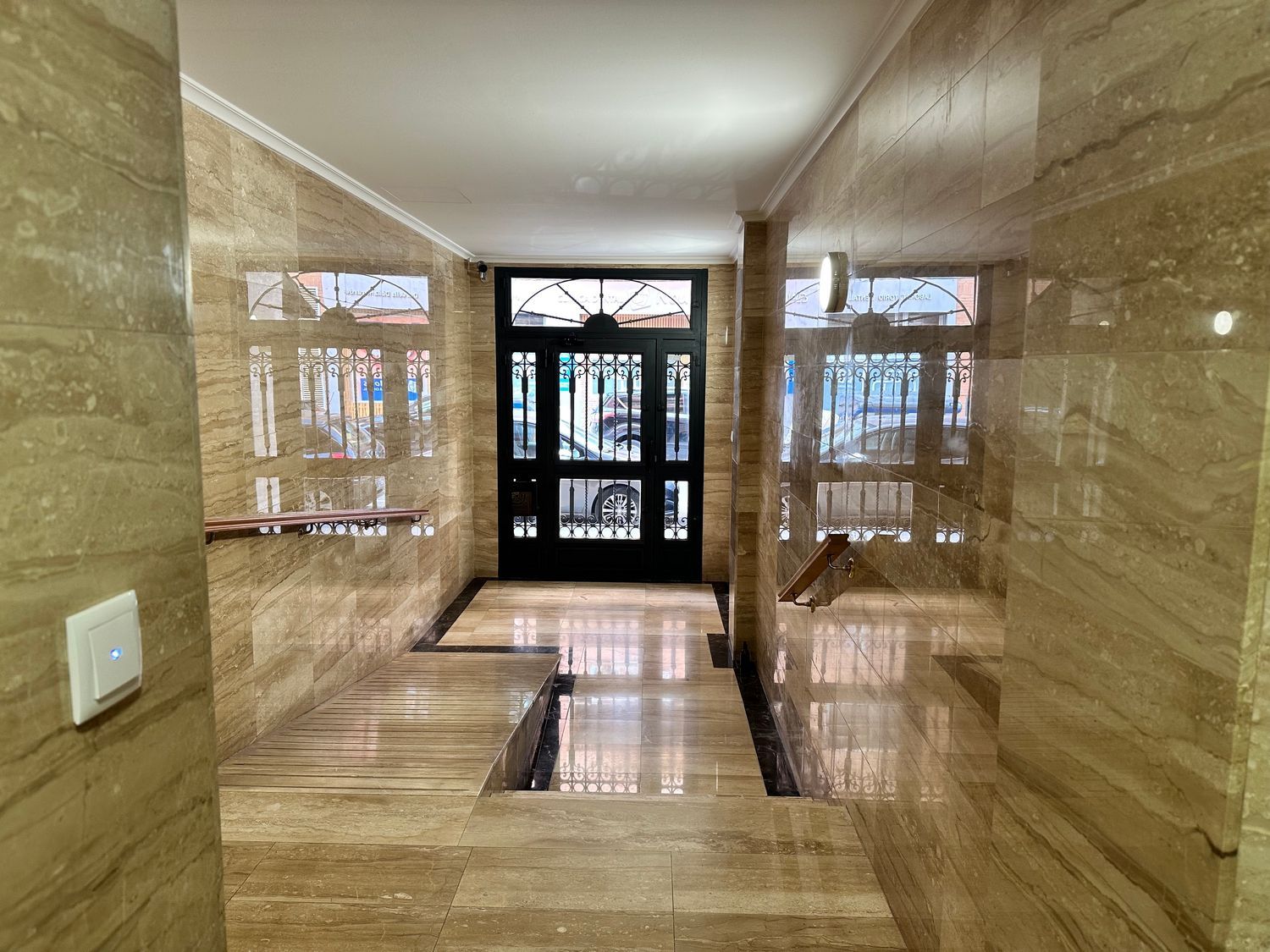 Piso en calle Navarro Cabanes, 43 - Foto 3