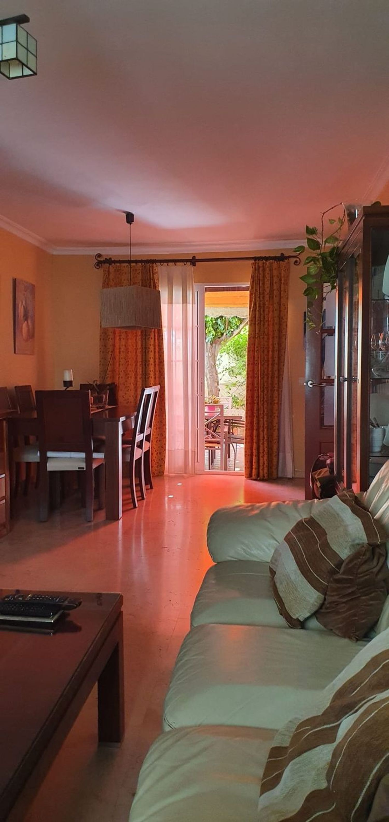 Chalet adosado en Pedro de Guzmán, 8 - Foto 2