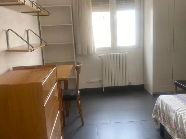 Piso en paseo de Fernando el Católico, 72