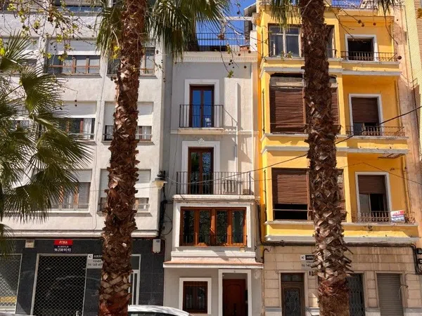 Chalet adosado en Plaza Sant Domingo, 4 - Foto 1
