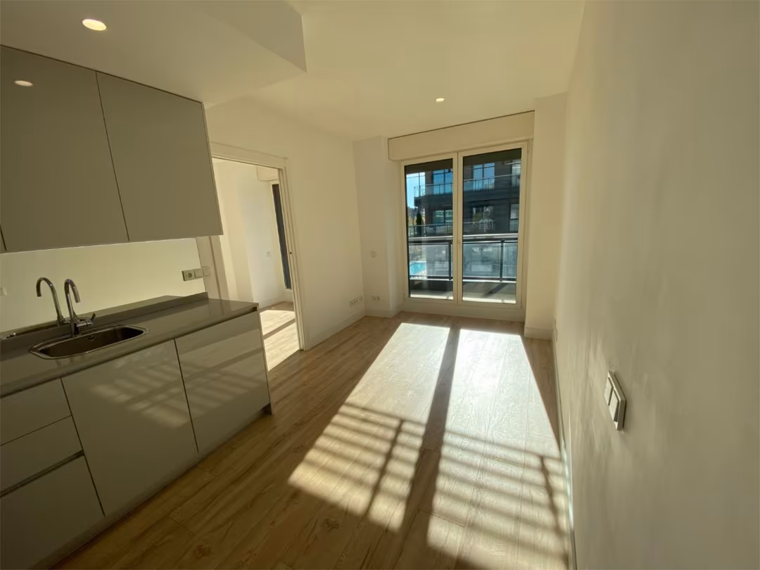 Piso en  Calle de Dulce Chacón 49 - Foto 3