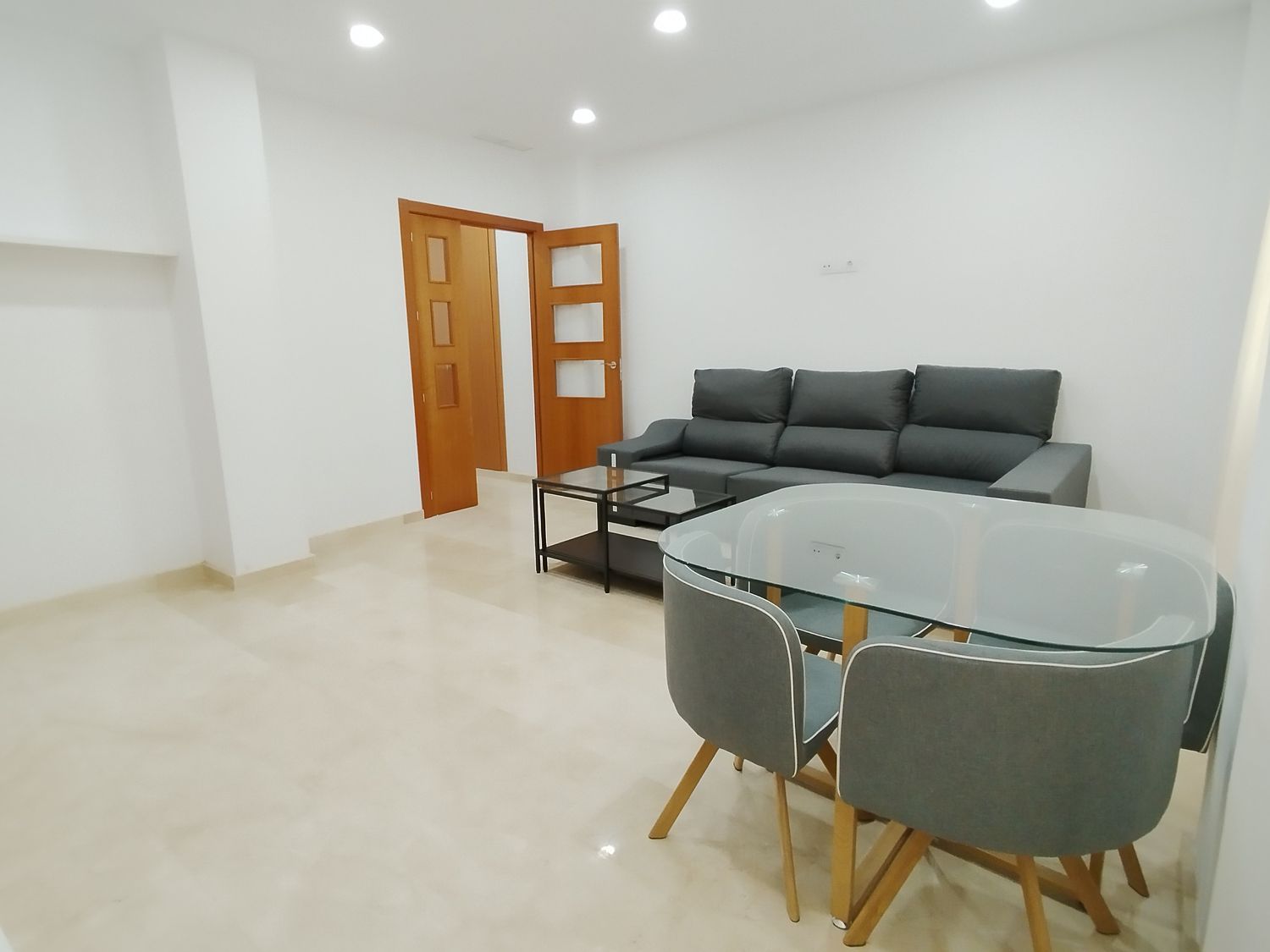 Piso en calle Castillo de Alcala de Guadaira, 21 - Foto 3