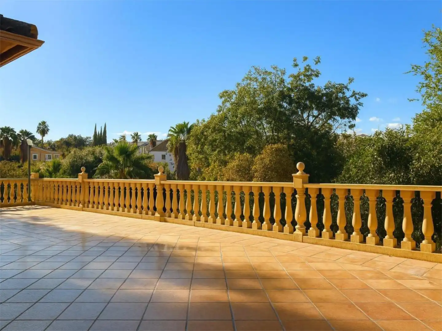 Piso en  Calle Miguel de Molina 16 - Foto 2