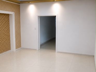 Local comercial en  Carrer Llobregat 101 - Foto 4