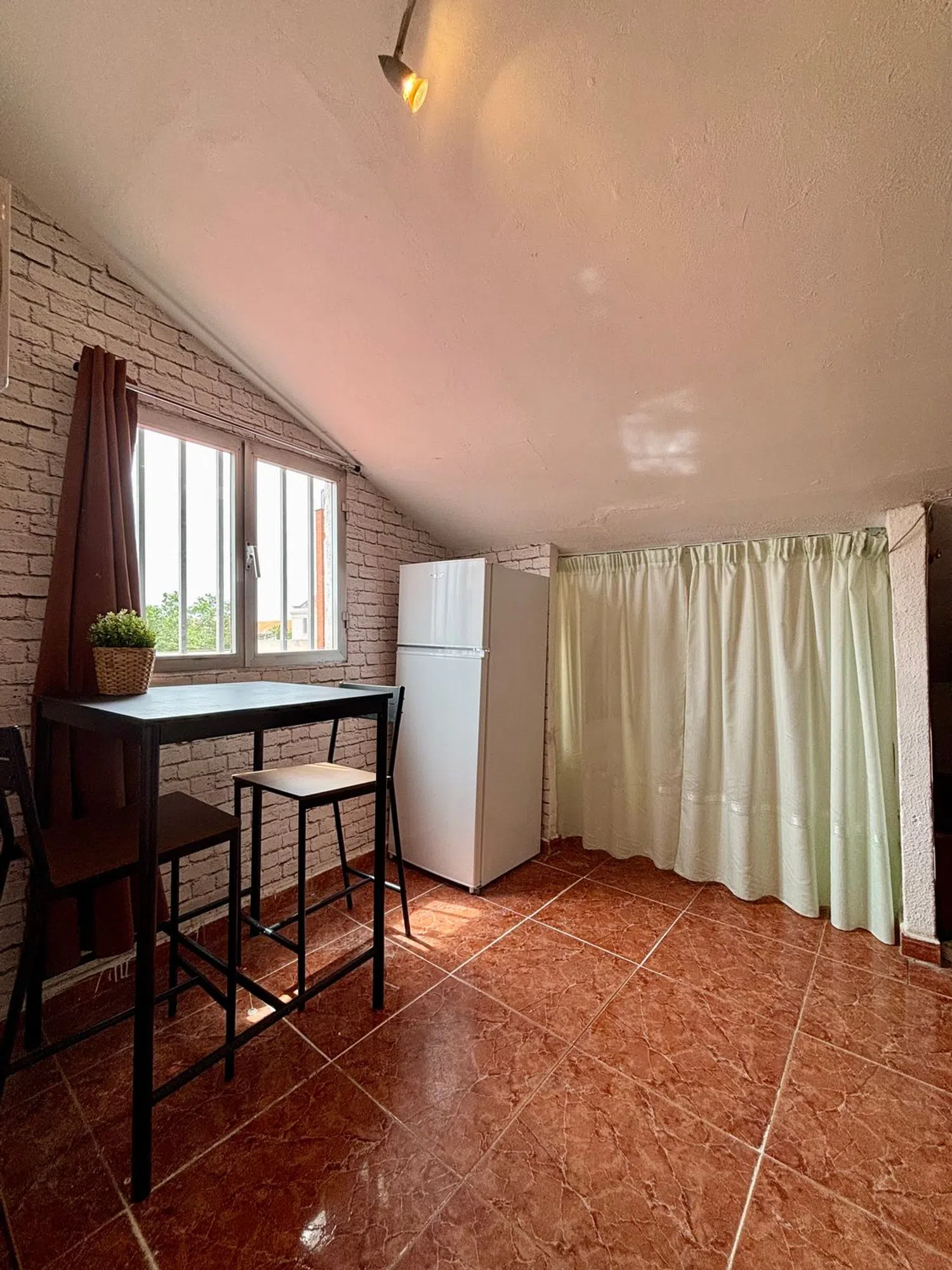 Estudio en ronda de Valencia, 14 - Foto 1