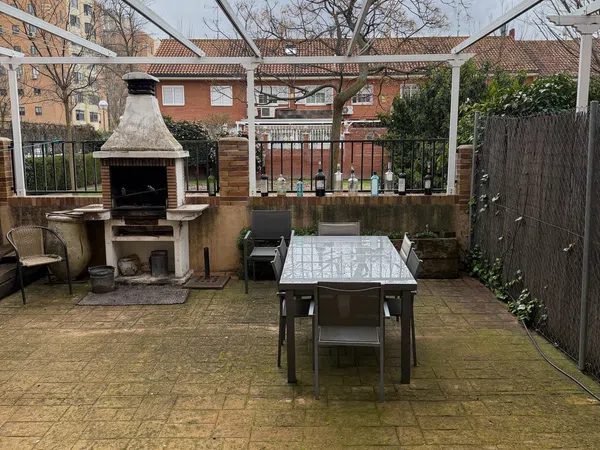 Chalet adosado en Loranca - Foto 10