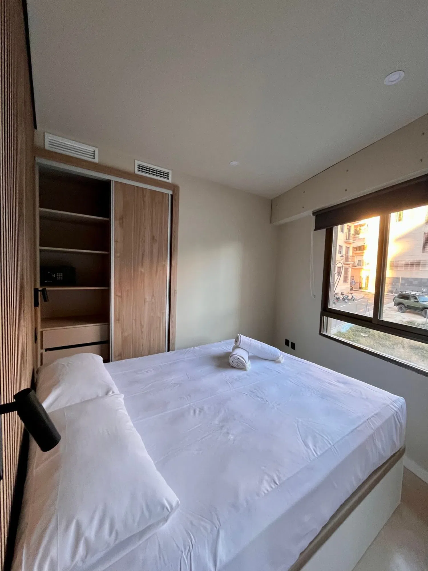 Estudio en calle San Vicente, 8 - Foto 9