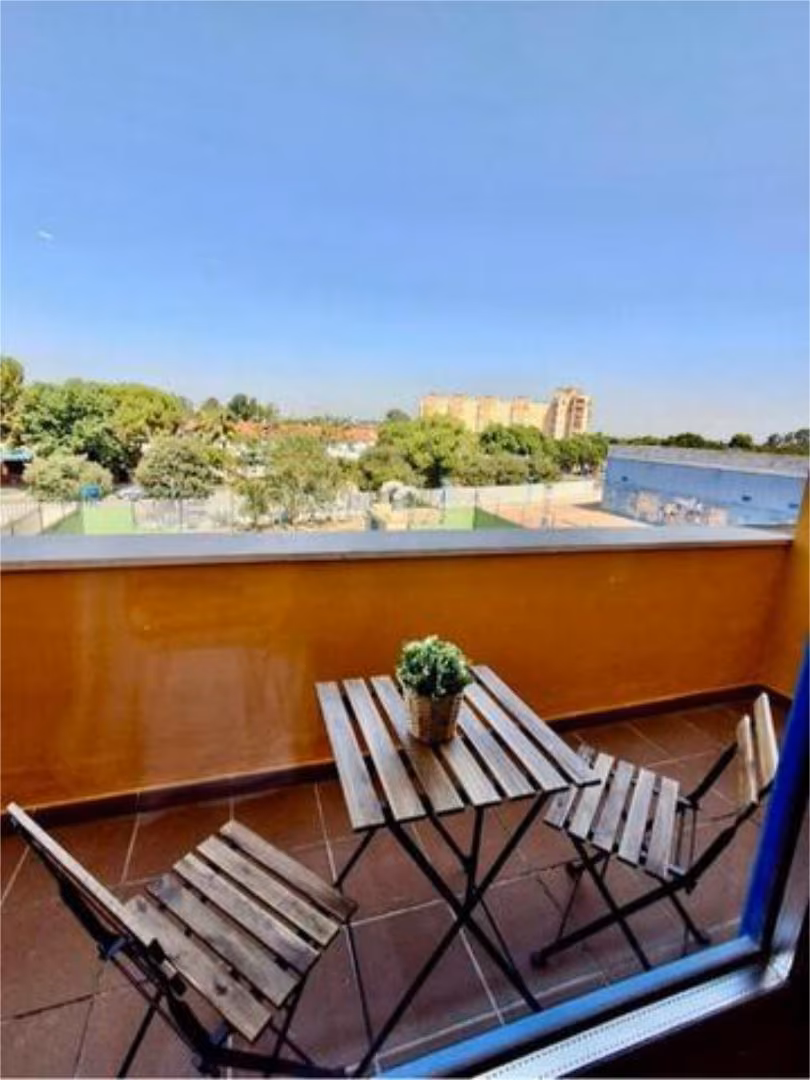 Piso en Sevilla Este - Foto 5