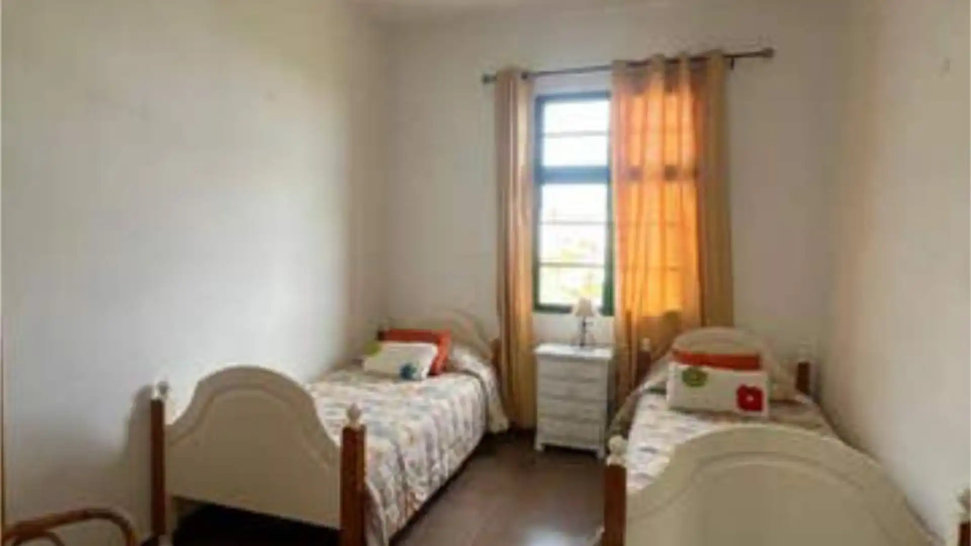 Chalet en Barrio del Alamo - Foto 2