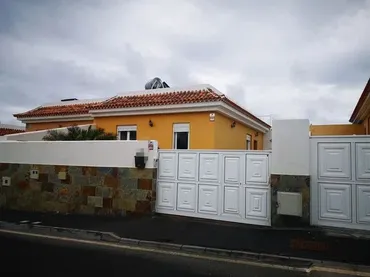 Chalet en  Calle los Geranios 14 - Foto 1