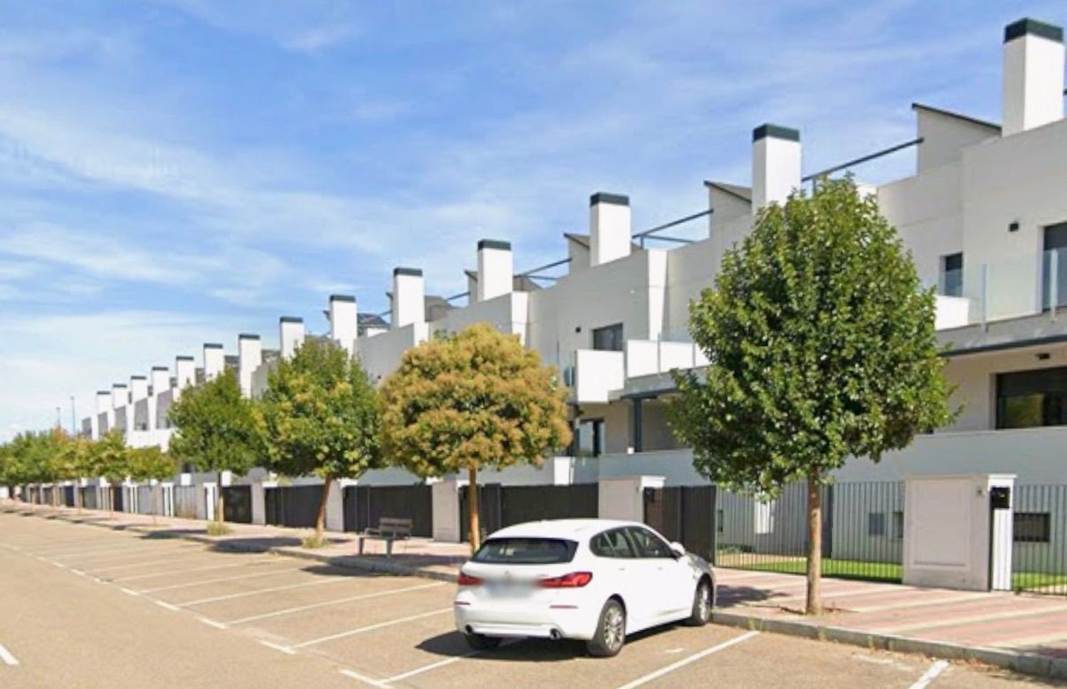 Chalet adosado en Calle Justino Azcarate, 60 - Foto 3