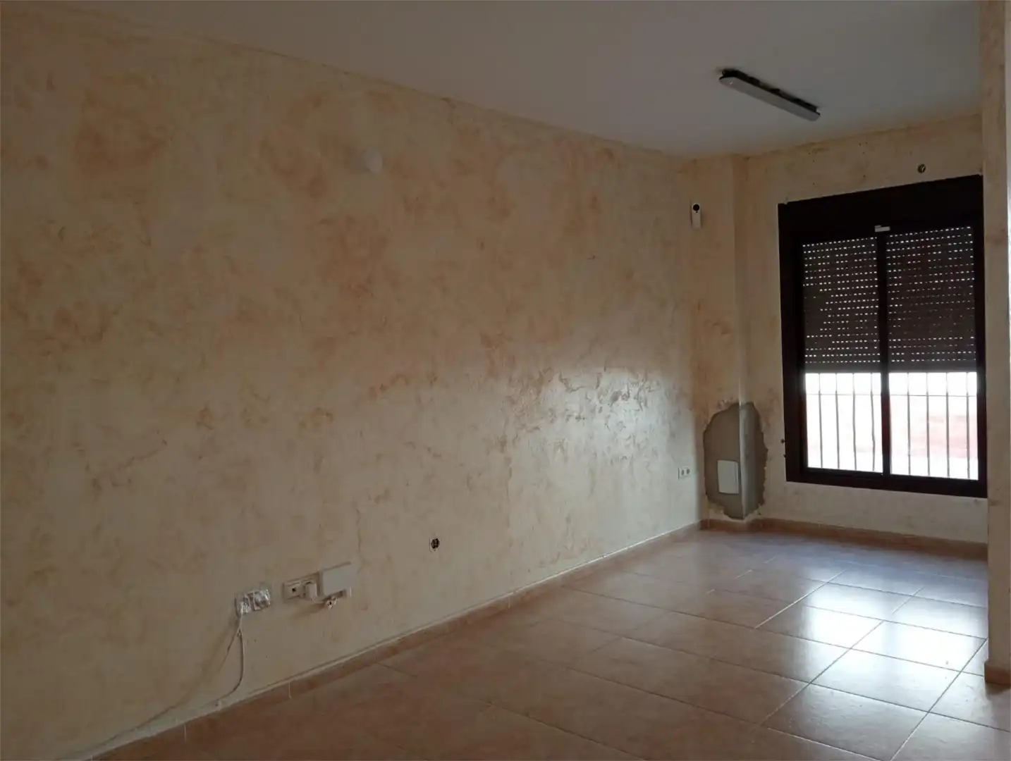 Casa adosada en  Calle Virgen de Lourdes 11 - Foto 2