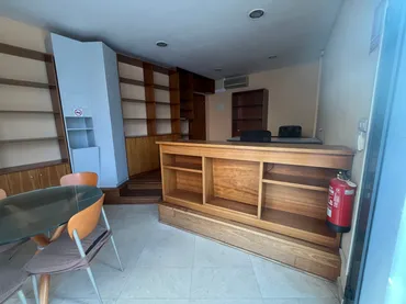 Local comercial en Mollet del Vallès - Foto 4