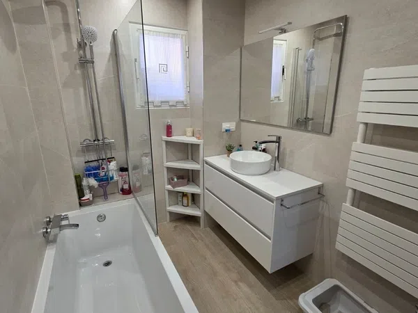 Piso en calle Cuadrilla de Añana, 35 - Foto 4