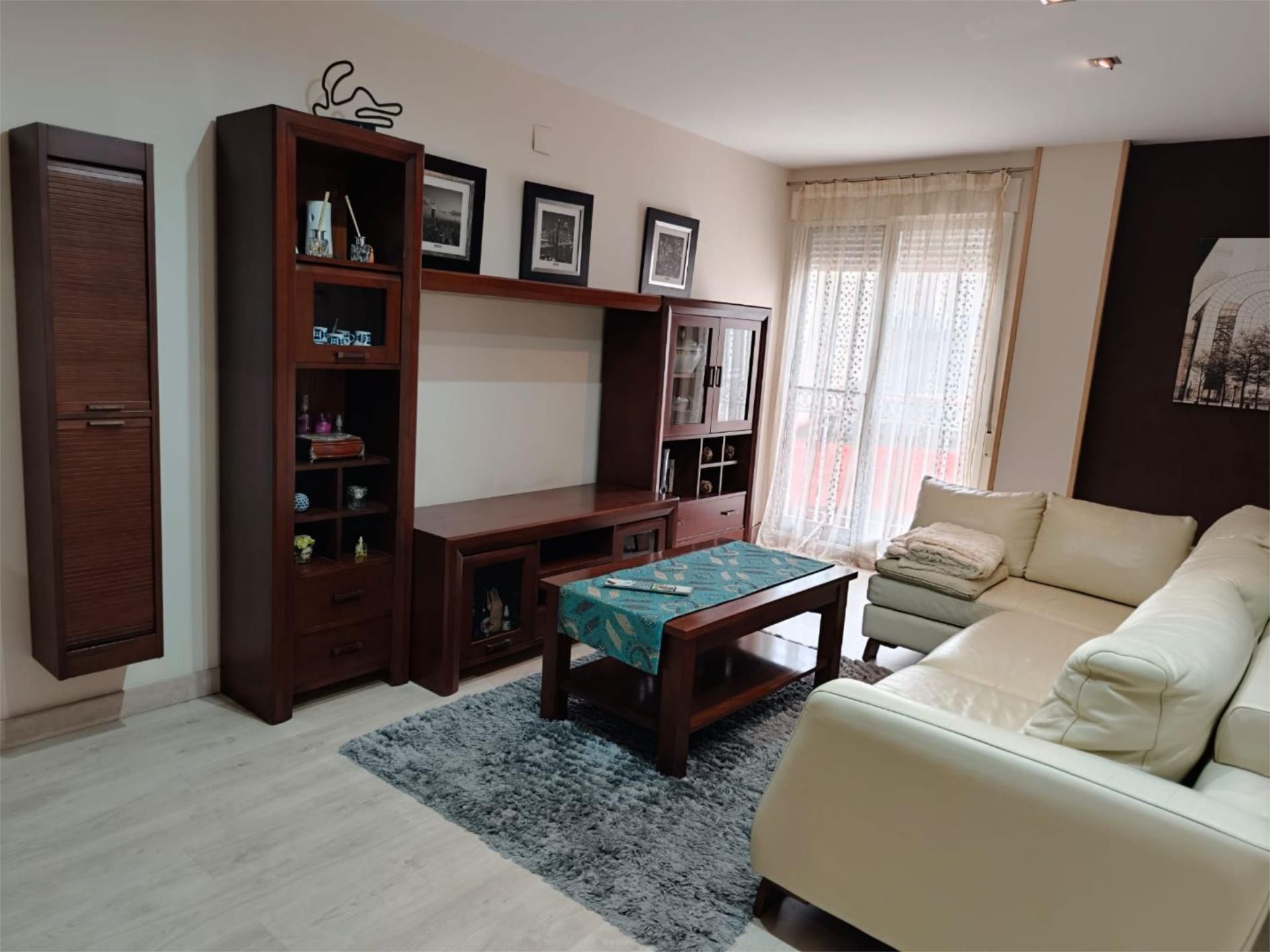 Casa adosada en  Calle Trébol 20 - Foto 1