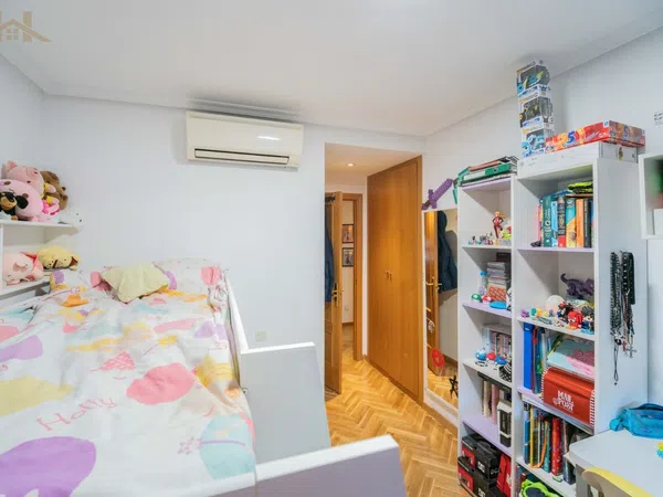 Piso en Barrio Sanchinarro - Foto 8