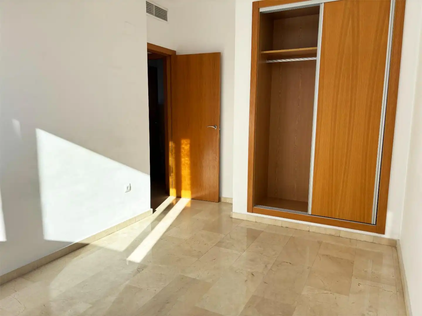 Piso en  Calle Granja de Rocamora 4 - Foto 33