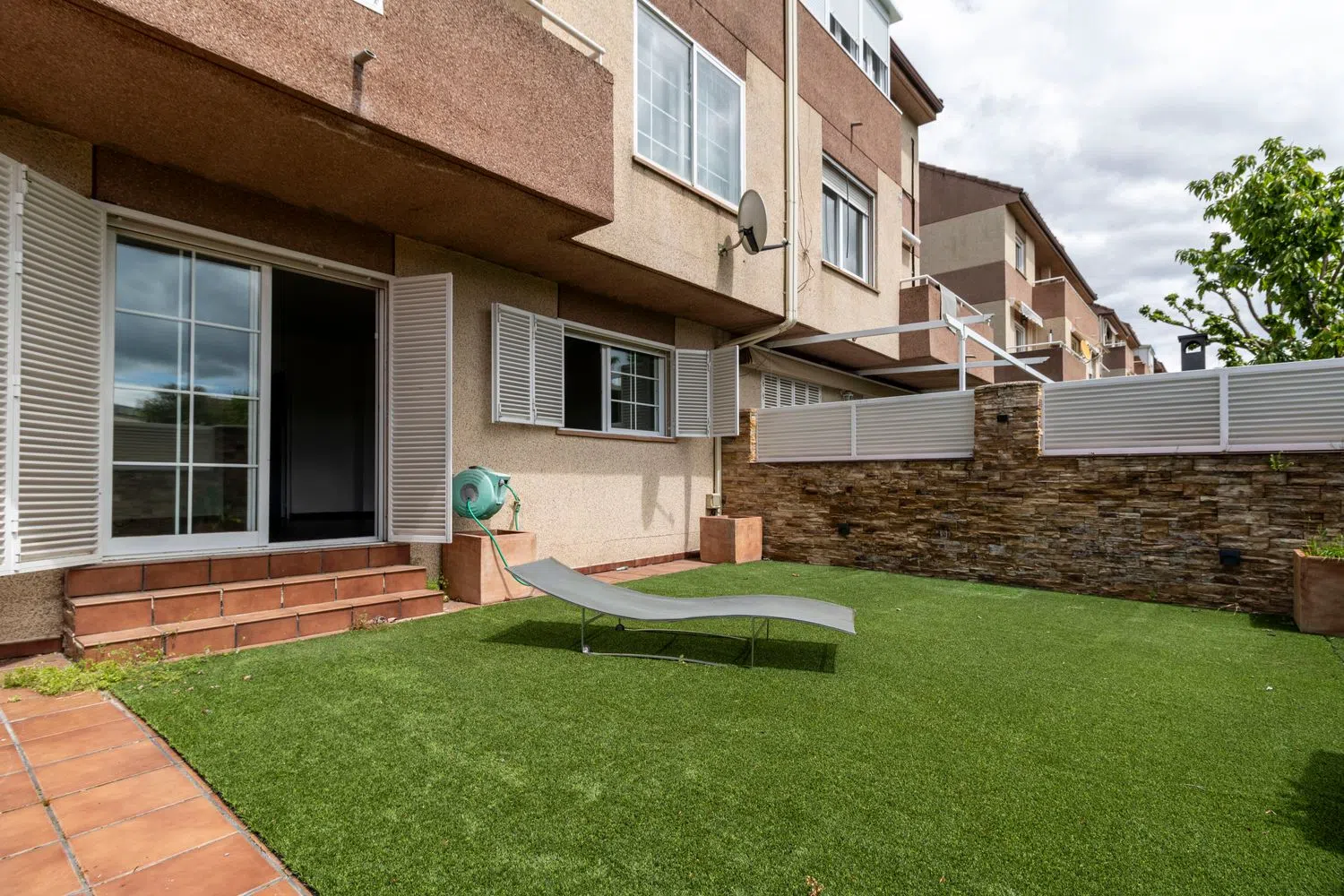 Chalet pareado en Barrio Monte Rozas - Foto 1