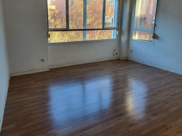Piso en calle Estrasburgo, 4