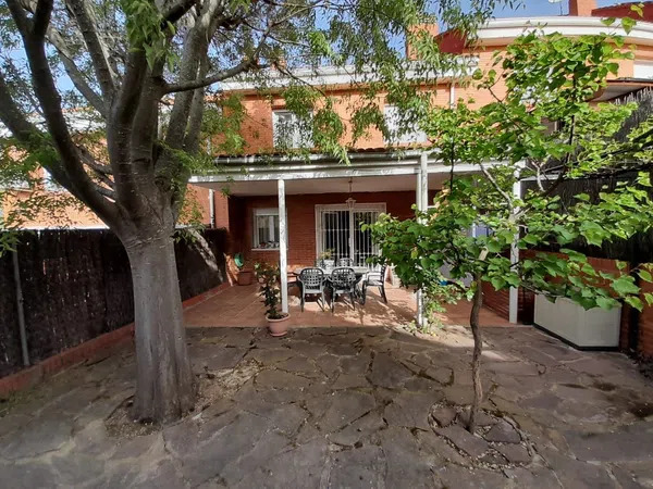 Chalet adosado en calle de los Arces, 64 - Foto 13
