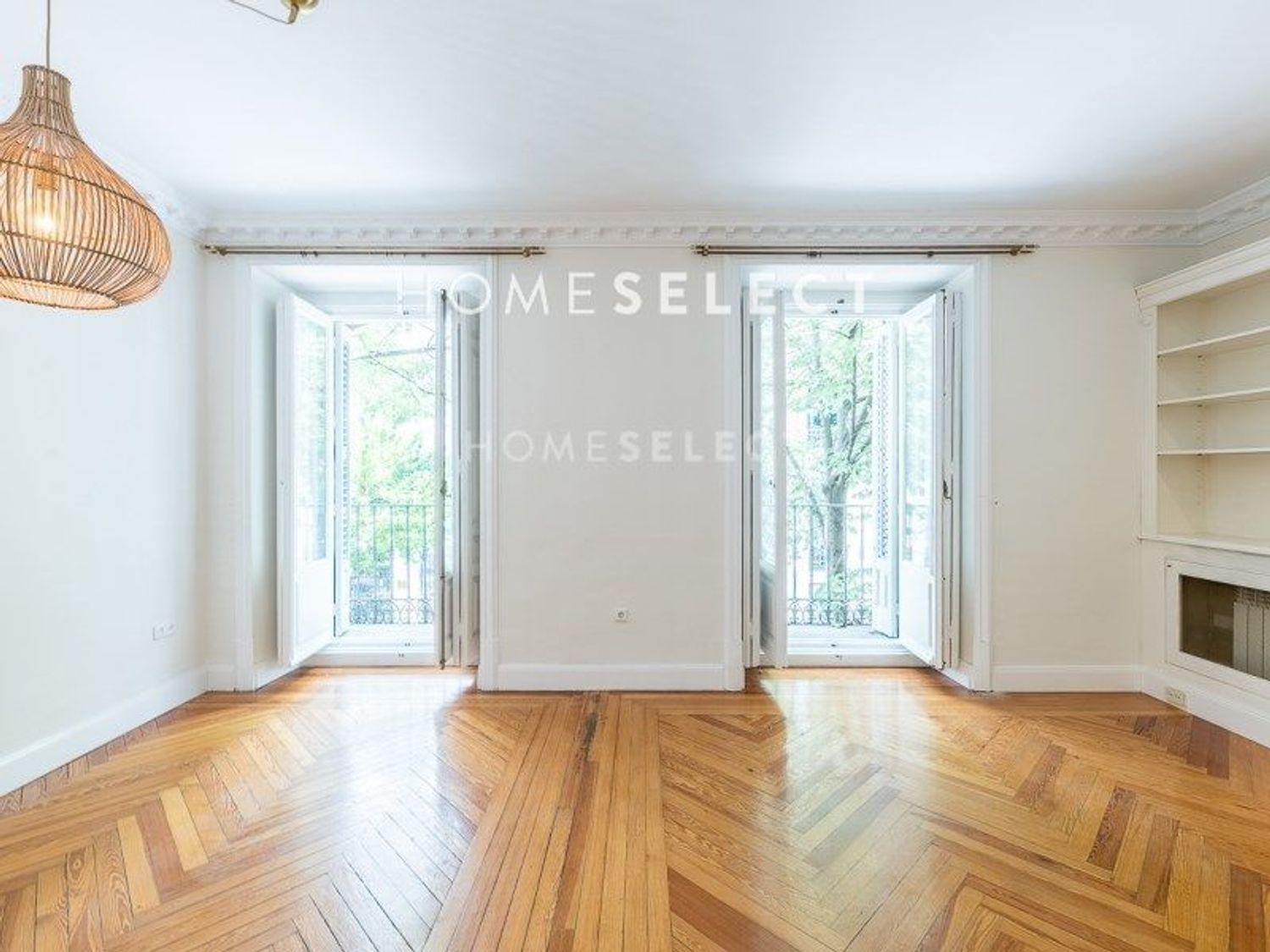 Piso en calle de Salustiano Olózaga - Foto 2