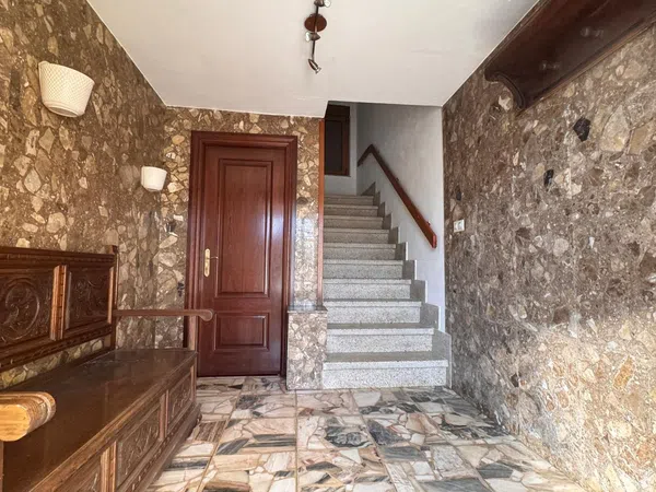 Chalet adosado en Udrión, 1, San Claudio-Trubia-Las Caldas, San Claudio-Trubia-Las Caldas - Foto 2