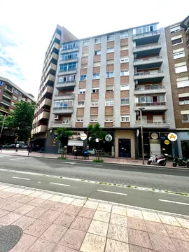 Piso en  Calle de Miguel Servet 68 - Foto 1