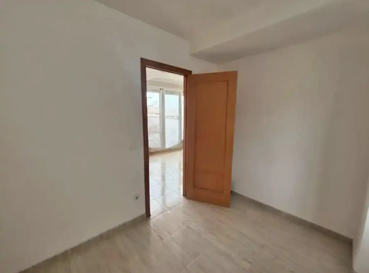 Apartamento en  Carrer Isaac Peral 39 - Foto 5