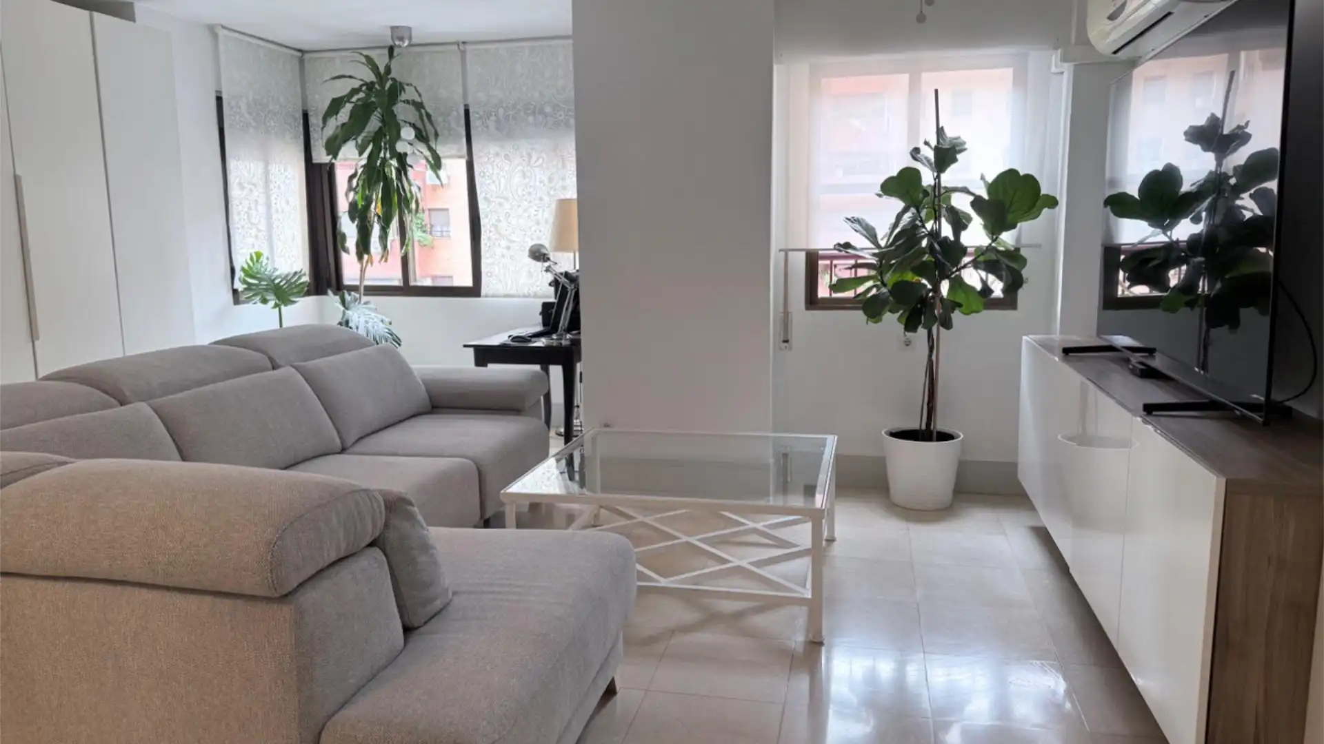 Piso en  Calle Salvador Dalí 10 - Foto 4