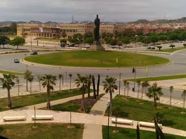 Piso en bulevar Louis Pasteur, 21 - Foto 1