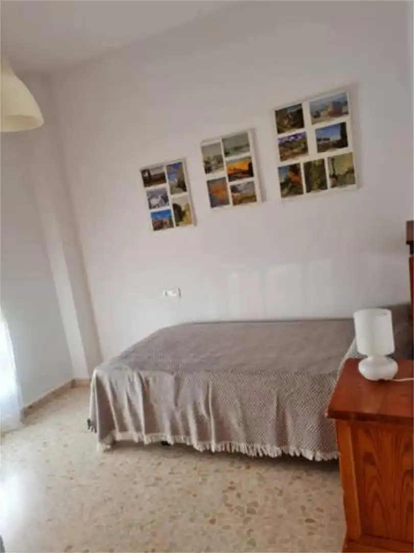 Piso en Zona colegio - Foto 4