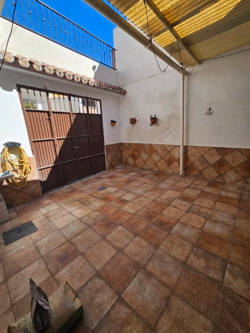 Casa adosada en  Calle Manuel Freire 13