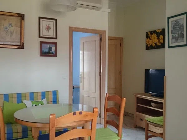Piso en Calle Chaves Rey, 1, Reina Mercedes - Heliópolis - Foto 1